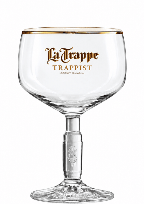 leeres La Trappe Trappist Bierglas 0,3 l mit Goldrand, Markenlogo und verziertem Glasstiel auf weißem Hintergrund